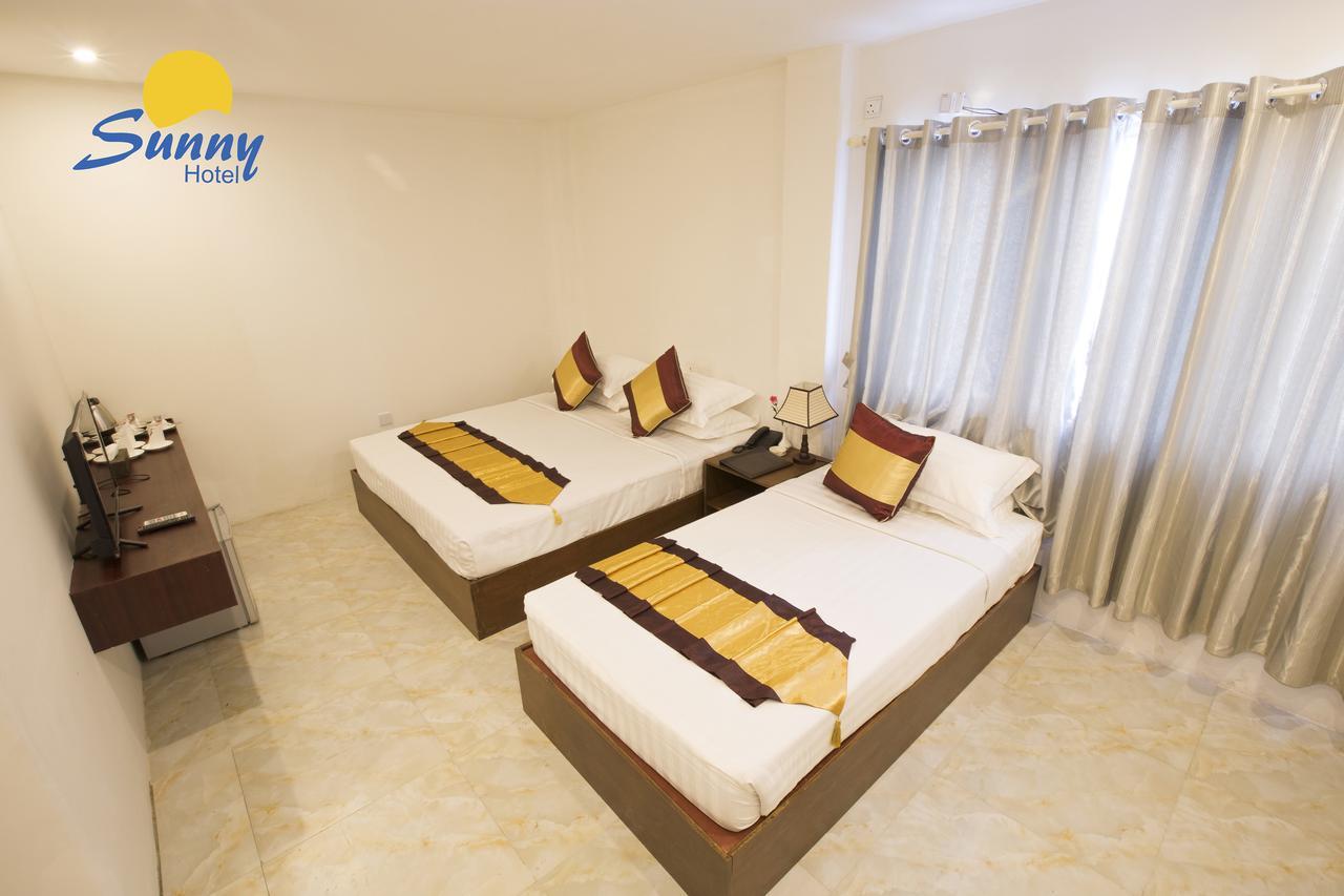 Hotel Sunny Mandalay Exterior foto