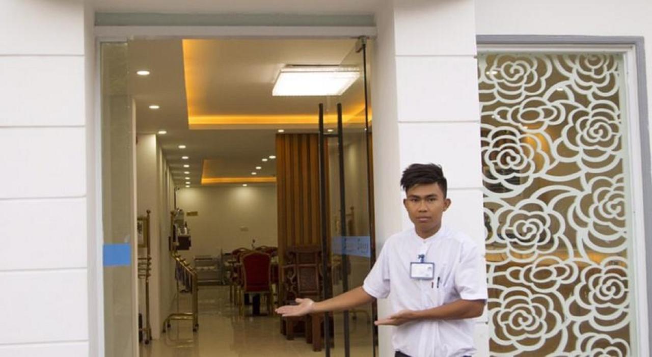 Hotel Sunny Mandalay Exterior foto