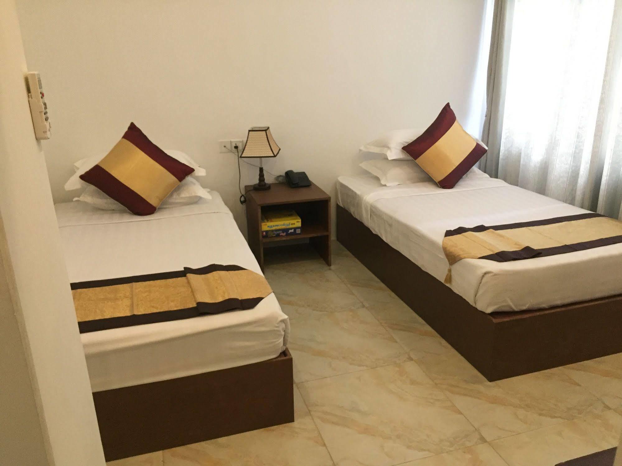 Hotel Sunny Mandalay Exterior foto